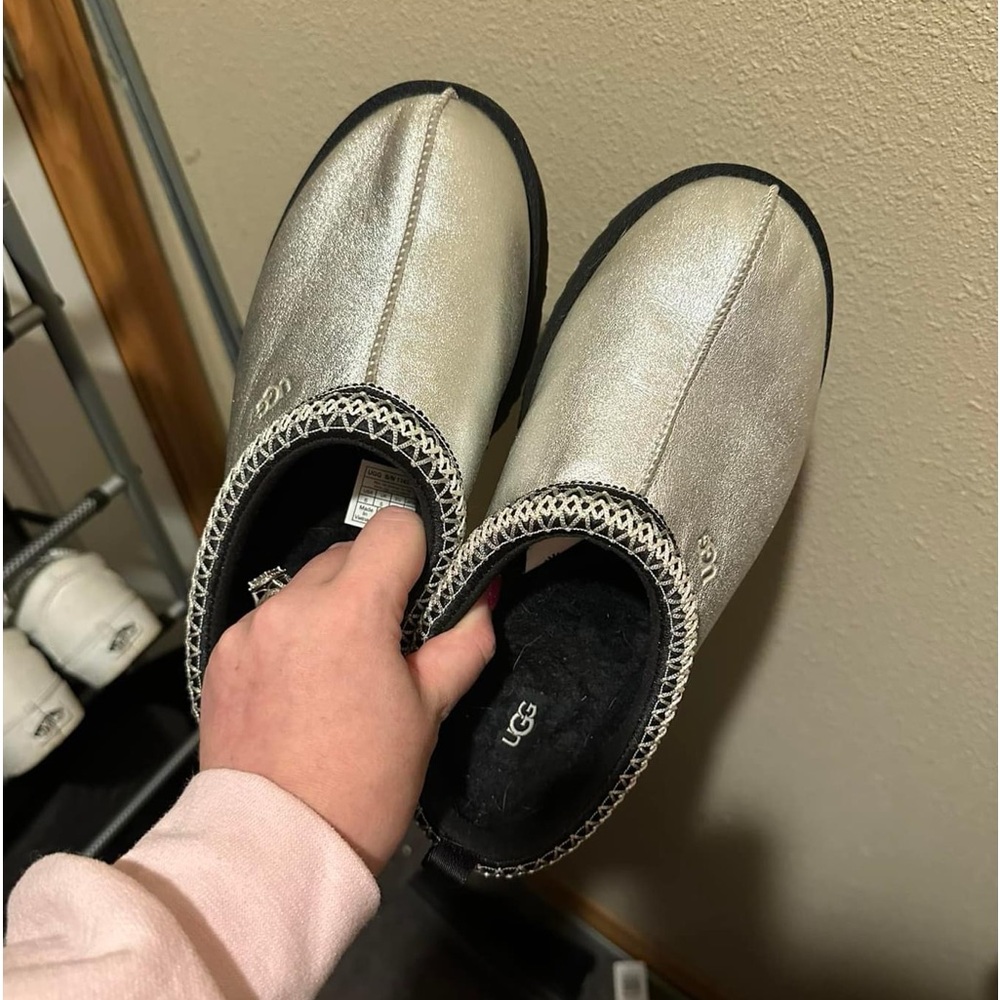 UGG tazman slippers women’s size 8